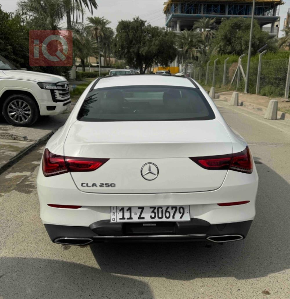 Mercedes-Benz CLA